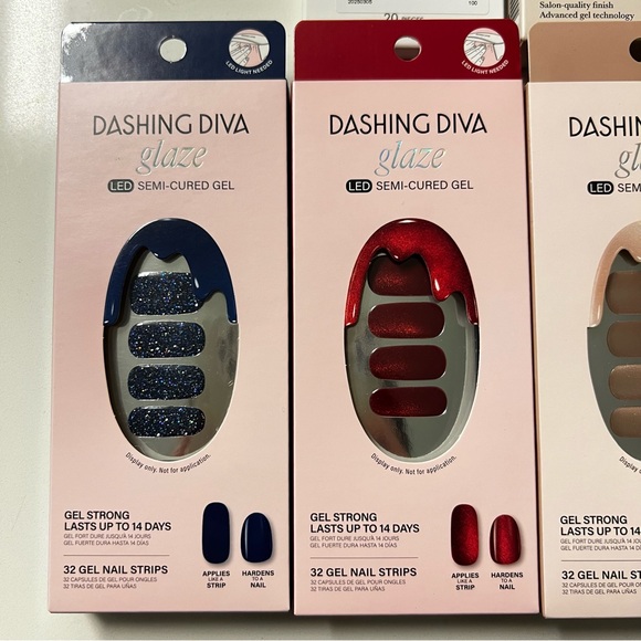 Set of Semi Cured Gel Nail Strips - Picture 2 of 5